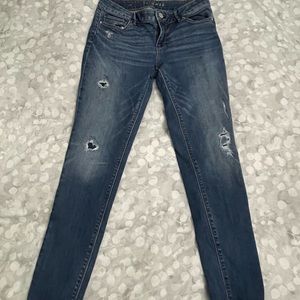 White House black market the skimmer size 6